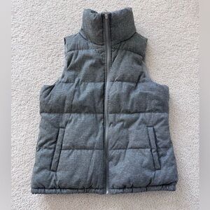 Old Navy Light Gray Quilted Puffer Vest